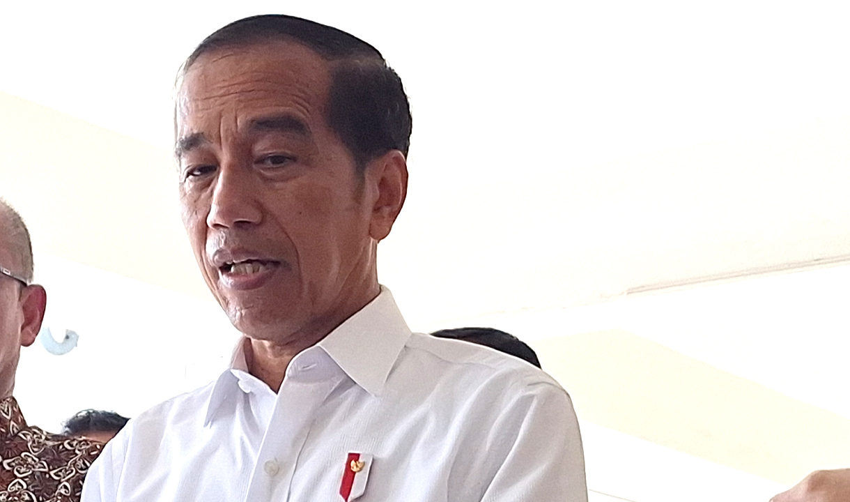 “Jokowi Dukung Kenaikan PPN 12%: Beban Rakyat atau Solusi Ekonomi?”